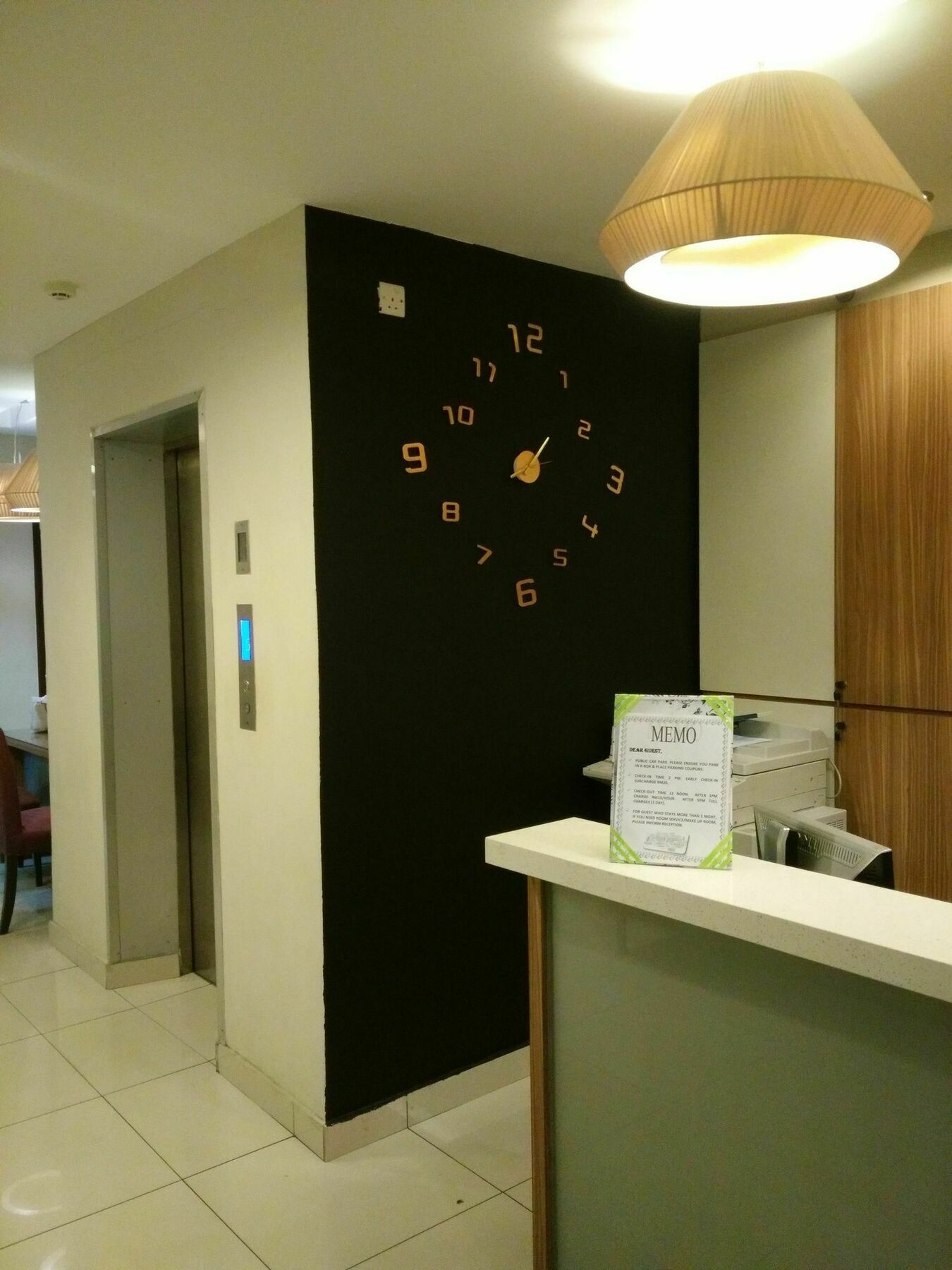Station Eight Inn Іпох Екстер'єр фото